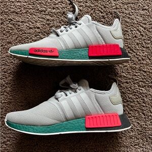 Adidas NMD R1 south beach men’s shoes size 10
